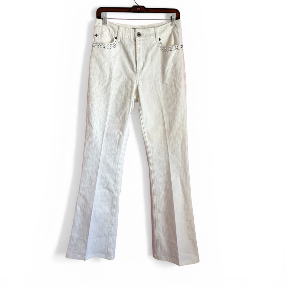 Chico’s Platinum White Casual Straight Leg Pants Size 0.5 Minimalist Preppy